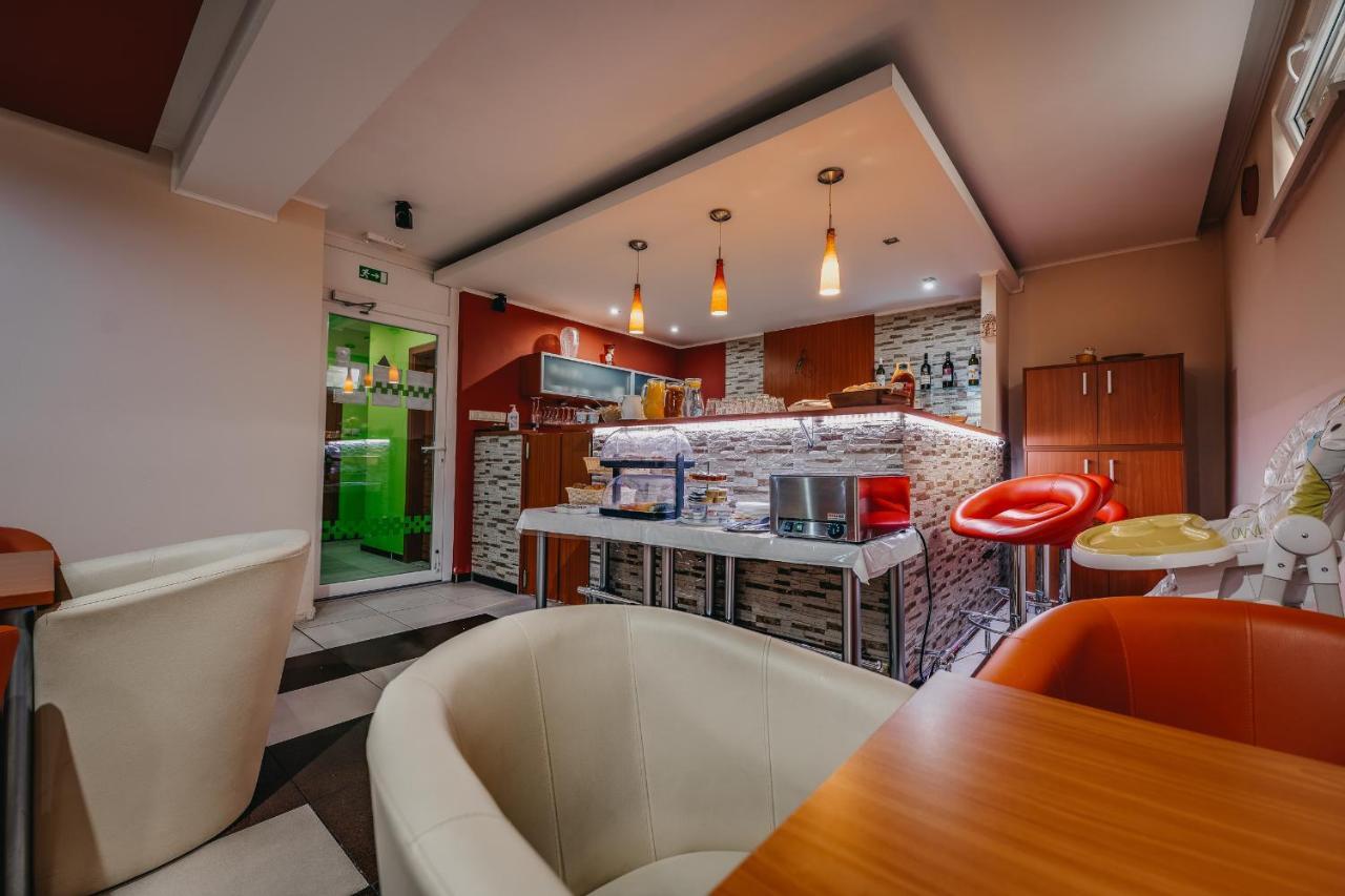 City Penzion Hotel Kosice Bagian luar foto