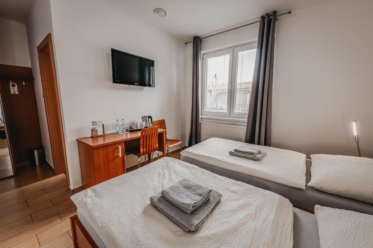 City Penzion Hotel Kosice Bagian luar foto