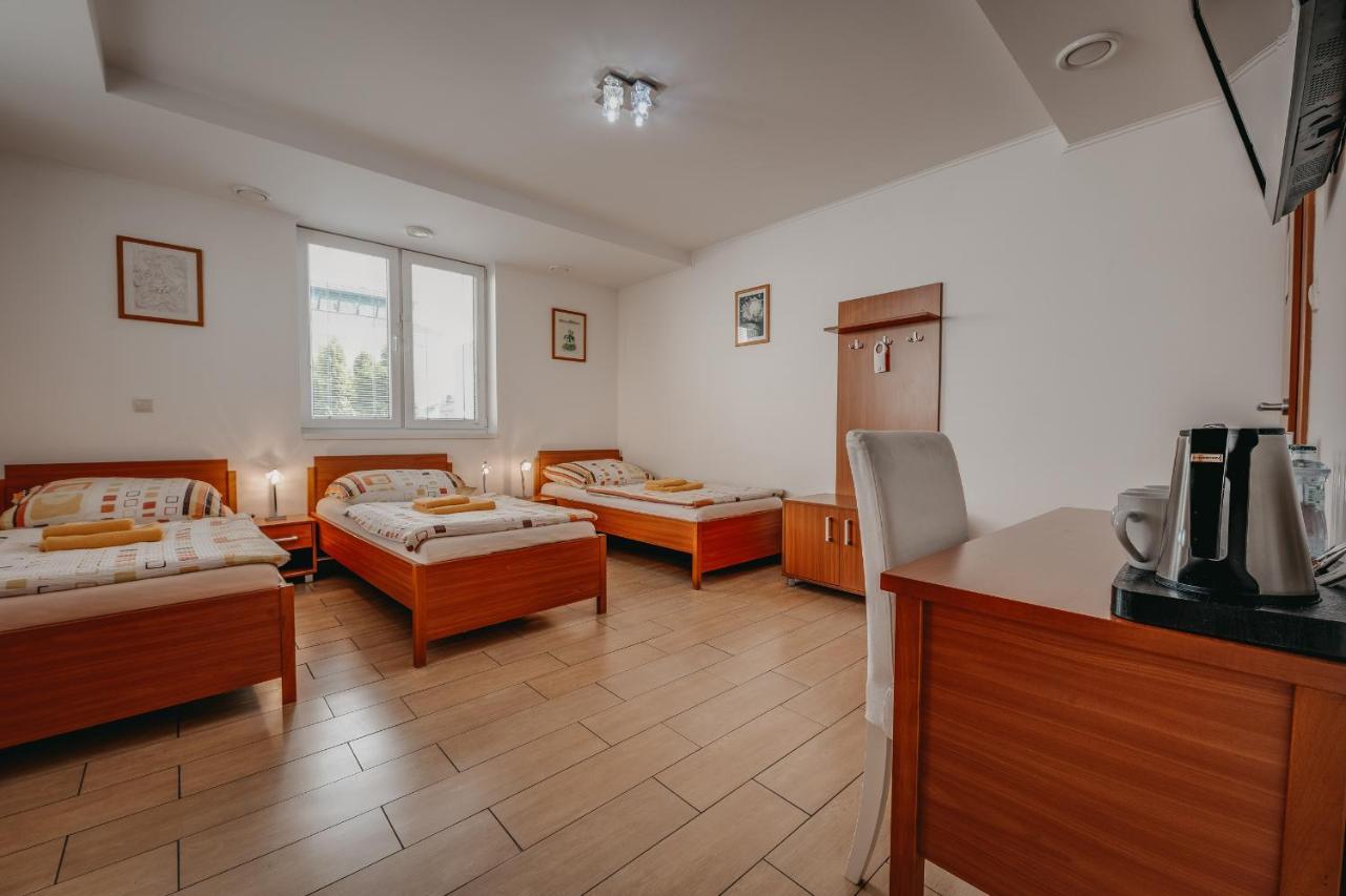 City Penzion Hotel Kosice Bagian luar foto