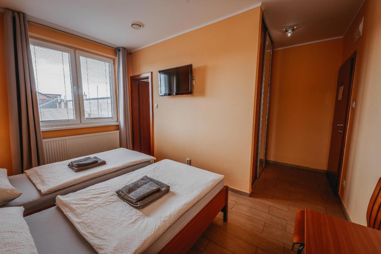 City Penzion Hotel Kosice Bagian luar foto