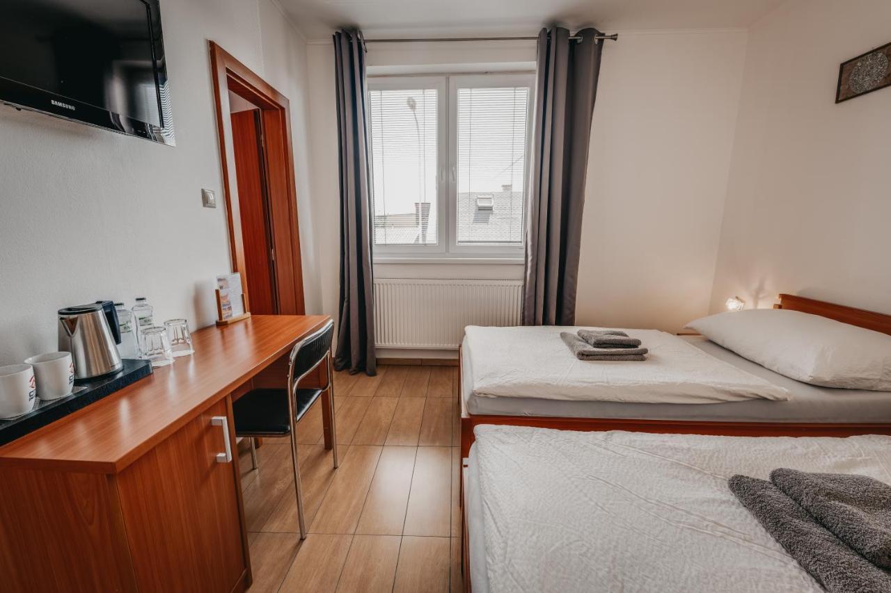 City Penzion Hotel Kosice Bagian luar foto